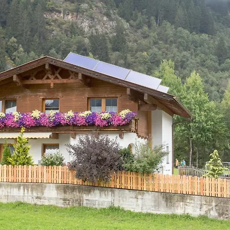 Appartement Haus Stefan à Neustift im Stubaital Extérieur photo